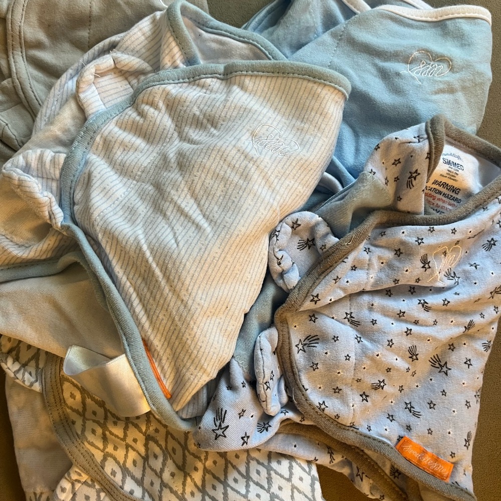 Set of 5 SwaddleMe Velcro swaddles
